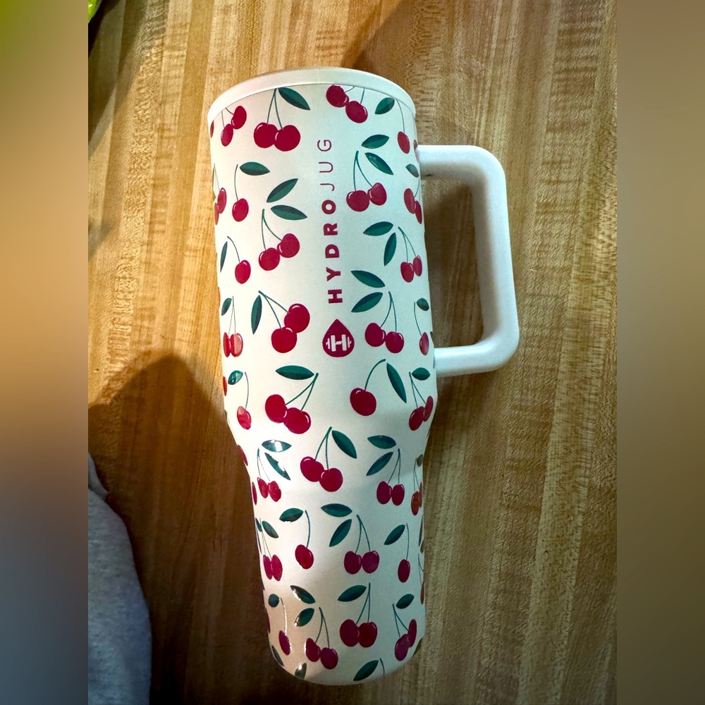 Limited Edition CHERRY hydrojug 32oz